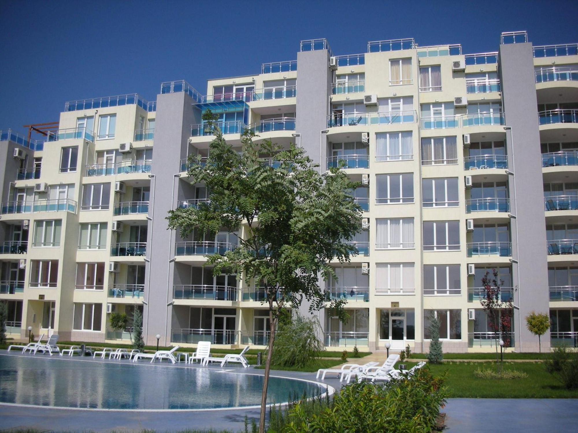 Oasis Suites Apartments And Studios Ravda Exterior foto